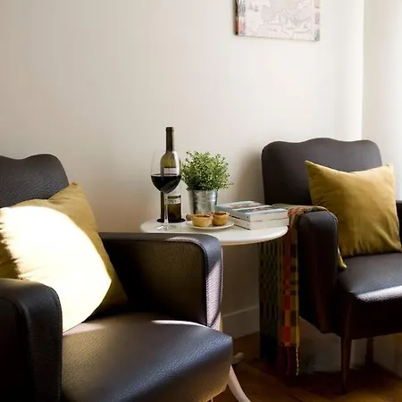 Apartment Romantic & Renewed 1 Bedroom In Campolide - 1e Lisbon