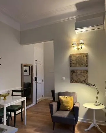 Romantic & Renewed 1 Bedroom In Campolide - 1e Apartment Lisbon