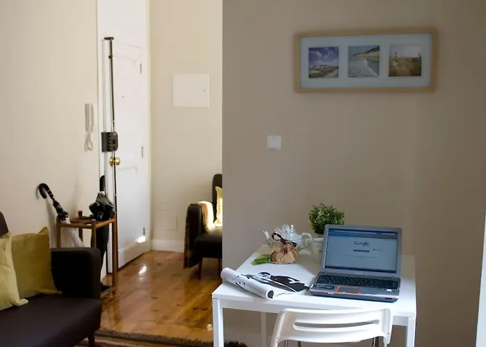 Romantic & Renewed 1 Bedroom In Campolide - 1e Lisbona